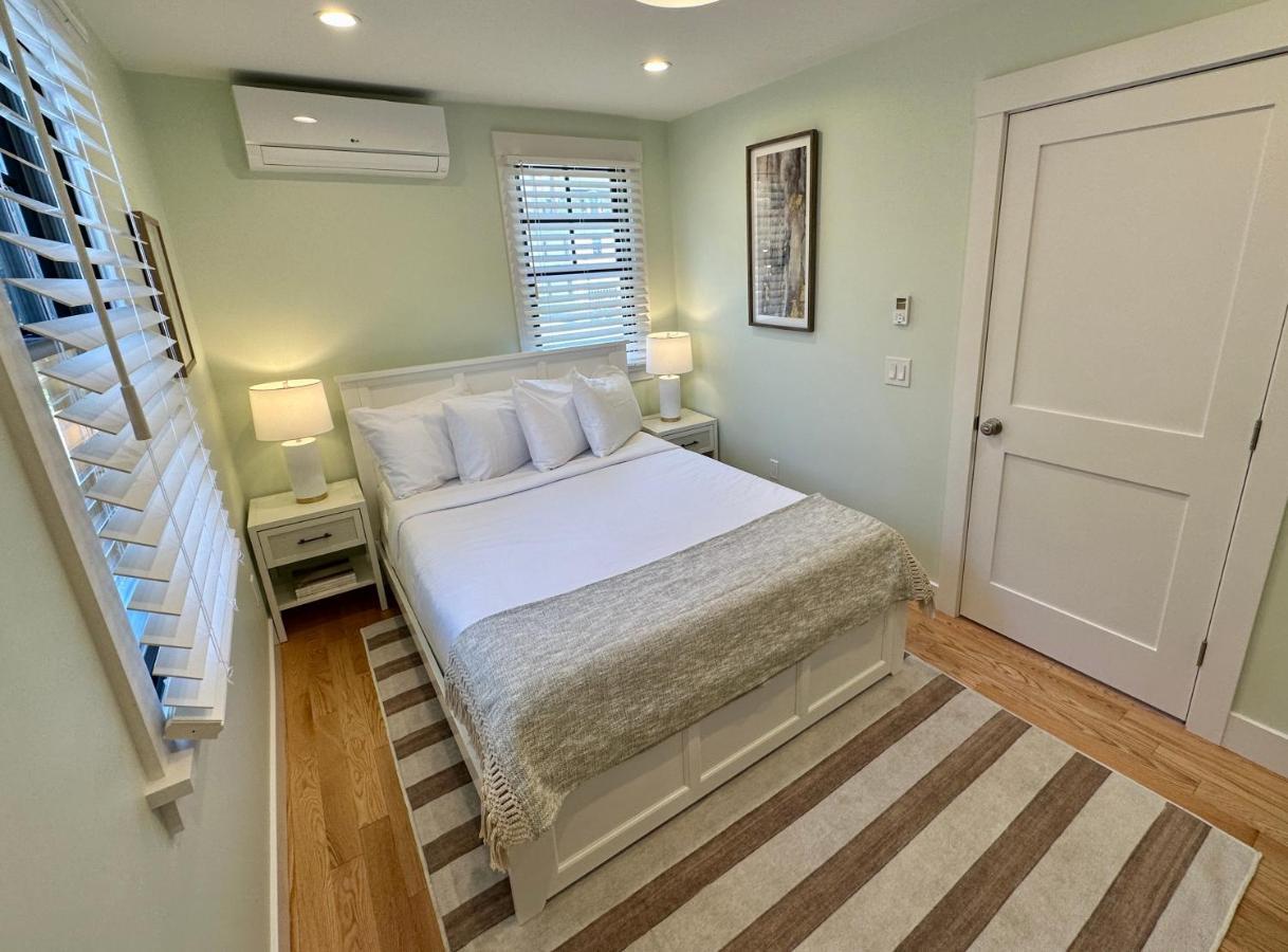 ニューポート Prime Location! Renovated House! 6 Bed4 Bathヴィラ エクステリア 写真