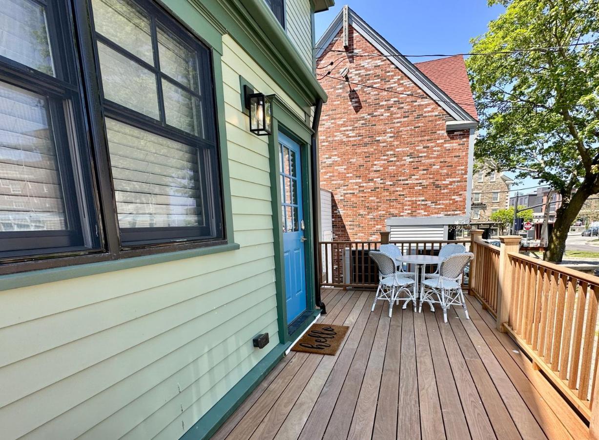 ニューポート Prime Location! Renovated House! 6 Bed4 Bathヴィラ エクステリア 写真
