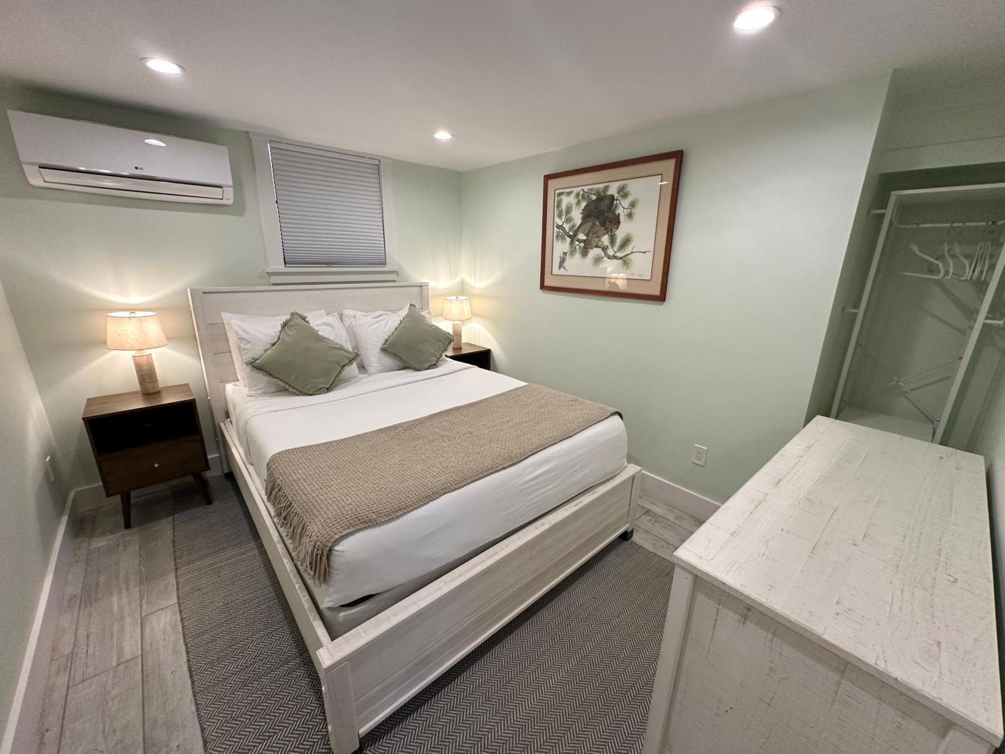 ニューポート Prime Location! Renovated House! 6 Bed4 Bathヴィラ エクステリア 写真